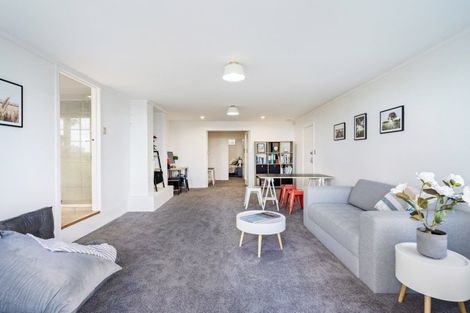 Photo of property in 140 Anzac Road, Pukekohe, 2120