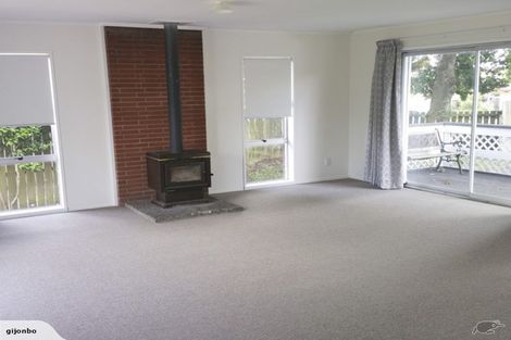 Photo of property in 129 Settlement Road, Papakura, 2110