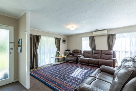 Photo of property in 2/14 Claridge Street, Glen Eden, Auckland, 0602