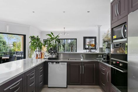 Photo of property in 18 Parkview Place, Riverdale, Gisborne, 4010