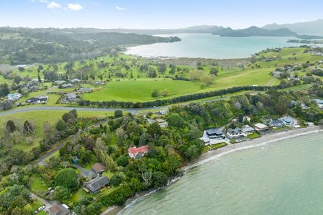 Photo of property in 30 Manganese Point Road, Tamaterau, Whangarei, 0174