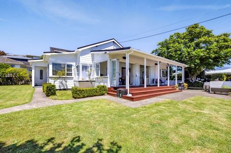 Photo of property in 44 Upjohn Street, Brooklands, New Plymouth, 4310