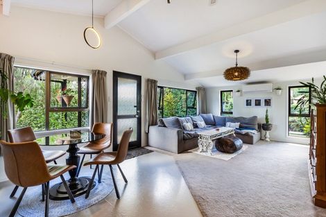 Photo of property in 2 Epping Place, Richmond Heights, Taupo, 3330