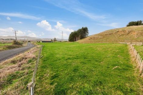 Photo of property in 242 Kellyville Road, Mercer, 2474