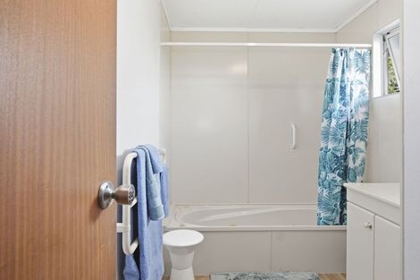 Photo of property in 107 Conclusion Street, Ascot Park, Porirua, 5024