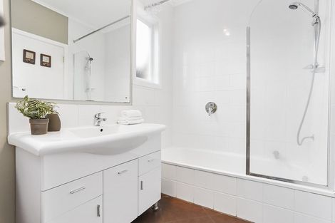 Photo of property in 14 Church Road, Mangere Bridge, Auckland, 2022