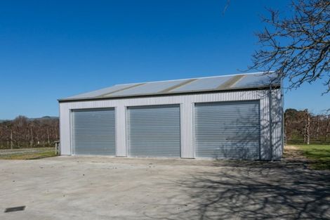 Photo of property in 32 Miller Road, Havelock North, 4130