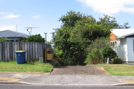 Photo of property in 40a Island Bay Road, Beach Haven, Auckland, 0626