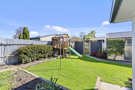 Photo of property in 99 Isleworth Road, Bishopdale, Christchurch, 8053
