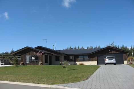 Photo of property in 97 Kahotea Drive, Motuoapa, Turangi, 3382