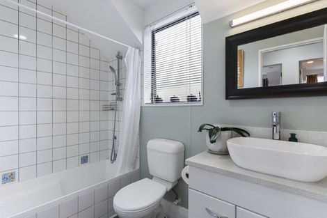 Photo of property in 2/19 Chiania Place, Somerville, Auckland, 2014