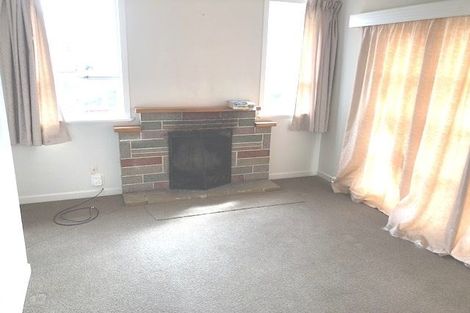 Photo of property in 16 Pomaria Road, Henderson, Auckland, 0610