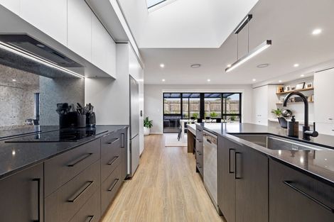 Photo of property in 68 Freedom Drive, Kelvin Grove, Palmerston North, 4414