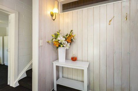 Photo of property in 8 Goodwin Place, Pinehaven, Upper Hutt, 5019