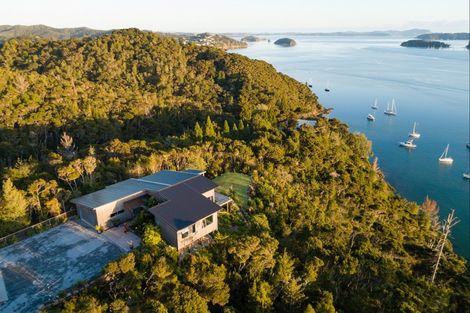 Photo of property in 12e Broadview Road, Opua, 0200