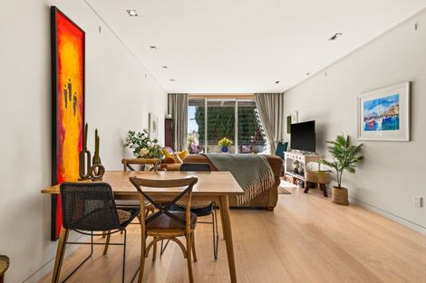 Photo of property in 5/5 Tanner Street, Havelock North, 4130