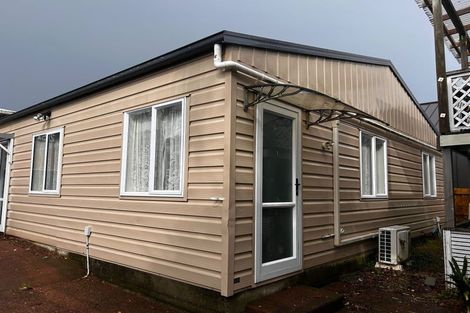 Photo of property in 265 Te Atatu Road, Te Atatu South, Auckland, 0610