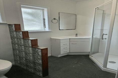 Photo of property in 58 Sutton Crescent, Papakura, 2110