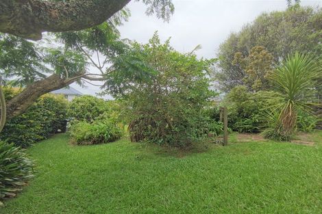Photo of property in 228 Whitney Street, Blockhouse Bay, Auckland, 0600