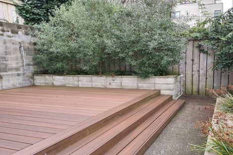 Photo of property in 6a Saint Mary Street, Thorndon, Wellington, 6011