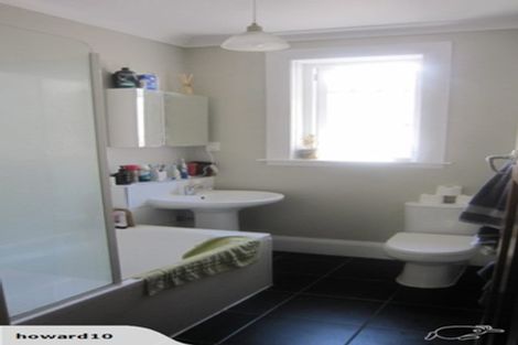 Photo of property in 305 Ohiro Road, Brooklyn, Wellington, 6021