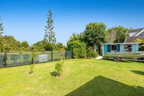 Photo of property in 75 Maygrove Drive, Orewa, 0931