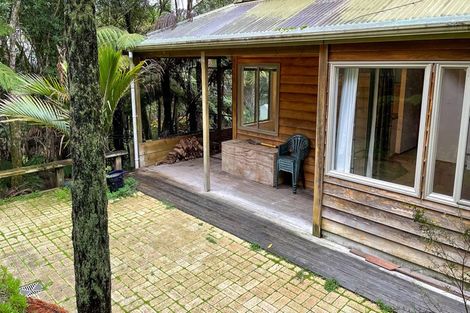 Photo of property in 36 Rimu Road, Oratia, Auckland, 0604