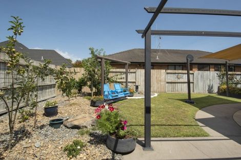 Photo of property in 104 Gravatt Road, Papamoa Beach, Papamoa, 3118