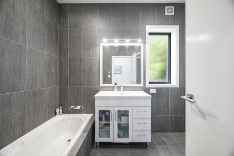 Photo of property in 97 Iles Road, Lynmore, Rotorua, 3010