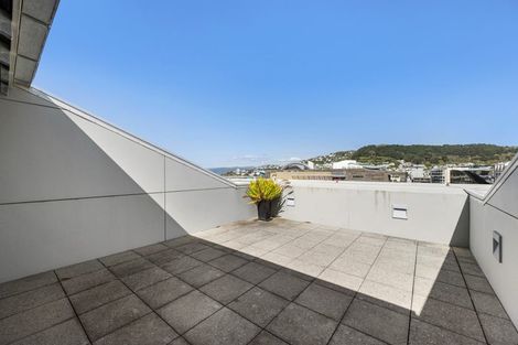 Photo of property in Nzx Centre, 11/11 Cable Street, Wellington Central, Wellington, 6011