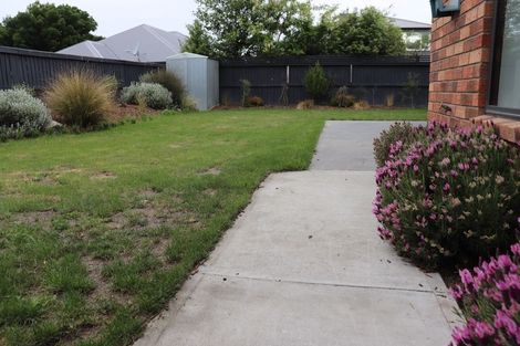 Photo of property in 2 Little Oaks Drive, Yaldhurst, Christchurch, 8042