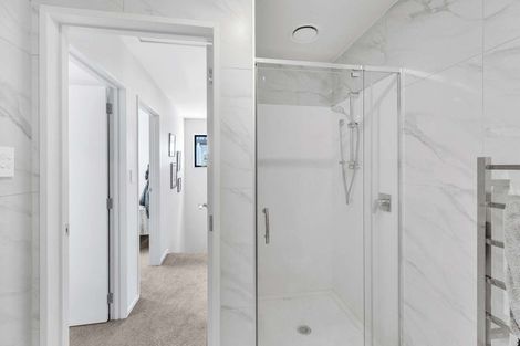 Photo of property in 9/60 Kelman Road, Kelston, Auckland, 0602