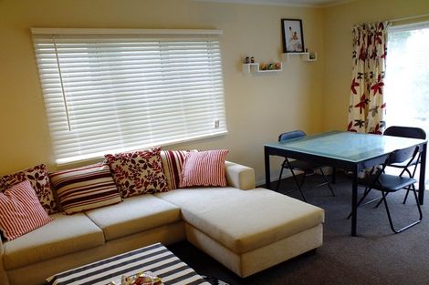 Photo of property in 68 Reynella Drive, Massey, Auckland, 0614