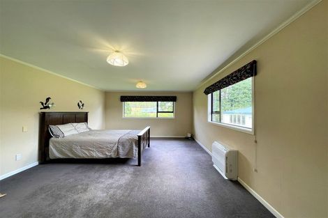 Photo of property in 2132 Tahakopa Valley Road, Tahakopa Valley, Owaka, 9586