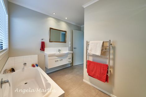 Photo of property in 1 Cullen Court, Palmerston North, 4410