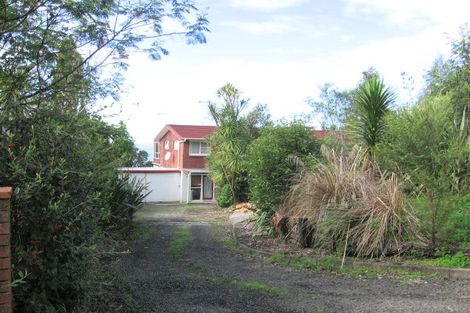 Photo of property in 7 Warner Park Avenue, Laingholm, Auckland, 0604