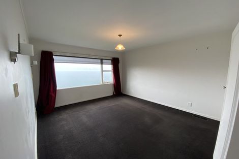 Photo of property in 54 Fortification Road, Karaka Bays, Wellington, 6022
