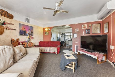 Photo of property in 16 Bennett Street, Gonville, Whanganui, 4501