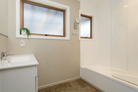 Photo of property in 108 Richmond Avenue, Richmond Heights, Taupo, 3330