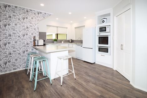 Photo of property in 10 Kereru Place, Masterton, 5810