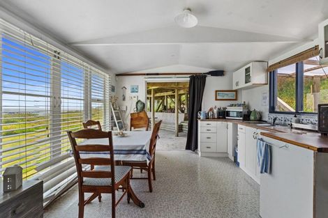 Photo of property in 285 Pukehina Parade, Pukehina, 3189