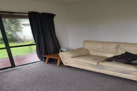Photo of property in 42 Kamahi Street, Stokes Valley, Lower Hutt, 5019