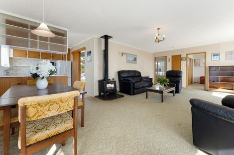 Photo of property in 2 Carver Place, Lynmouth, New Plymouth, 4310