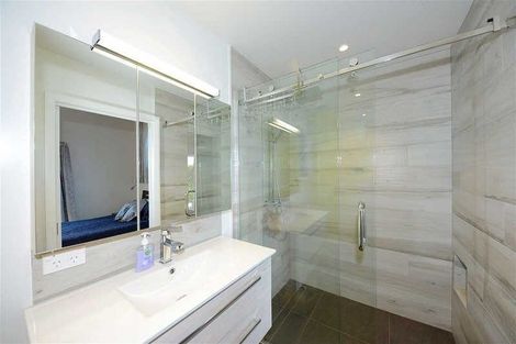 Photo of property in 97b Mount Pleasant Road, Mount Pleasant, Christchurch, 8081