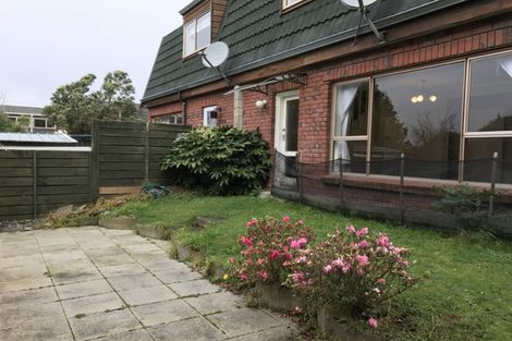 Photo of property in 89 Churton Drive, Churton Park, Wellington, 6037