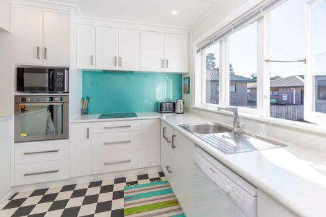 Photo of property in 28 John Street, Pukekohe, 2120