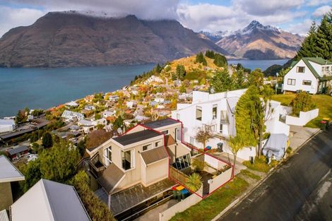 Photo of property in 7b Von Place, Fernhill, Queenstown, 9300