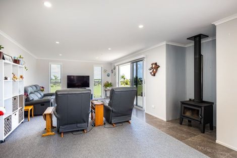 Photo of property in 523 Ngatimaru Road, Tikorangi, Waitara, 4383