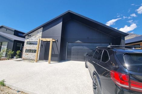 Photo of property in 107 Howden Drive, Jacks Point, 9371