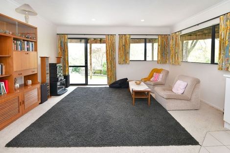 Photo of property in 32 D'oyly Drive, Stanmore Bay, Whangaparaoa, 0932